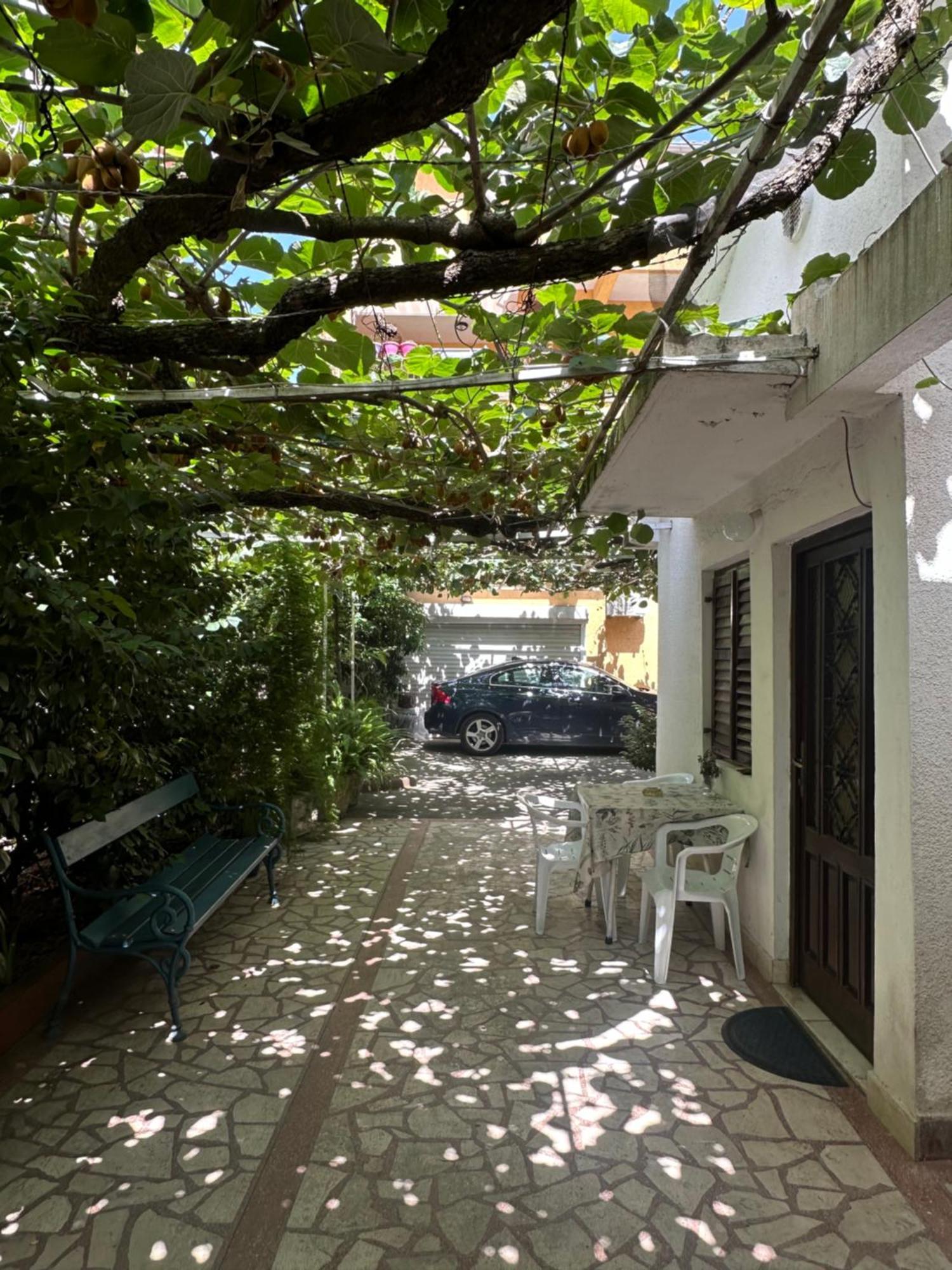 Astakos Apartments Budva Eksteriør bilde